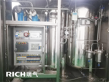 瑞氣發往四川的箱體式制氮機調試成功